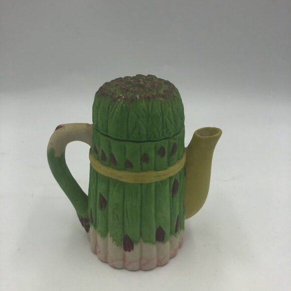 Vintage Asparagus Miniature Ceramic Teapot with Lid Vegetable Theme Collectible - Picture 4 of 13